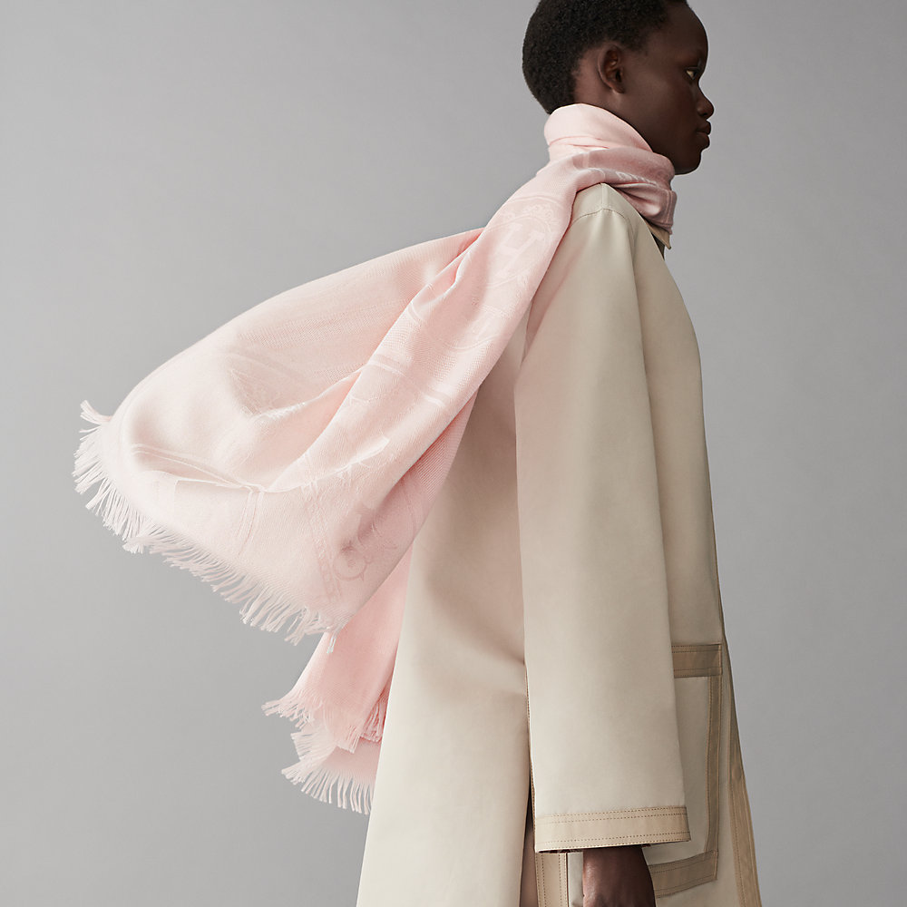 ストール 《ニュー・リブリス》 | Hermès - エルメス-公式サイト